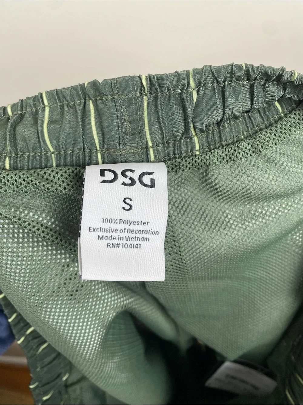 NWT DSG Men's Pinstripe Olive Green 6